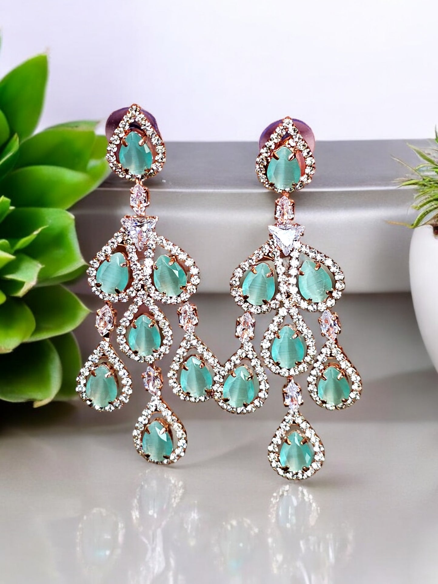 Chandelier Earrings Mint