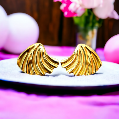 Shell Studs Earrings - Honey Hoop