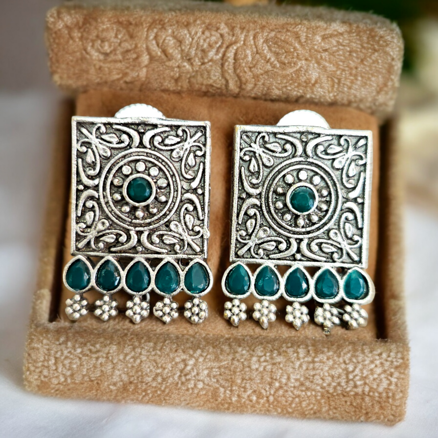 Karigari Earring